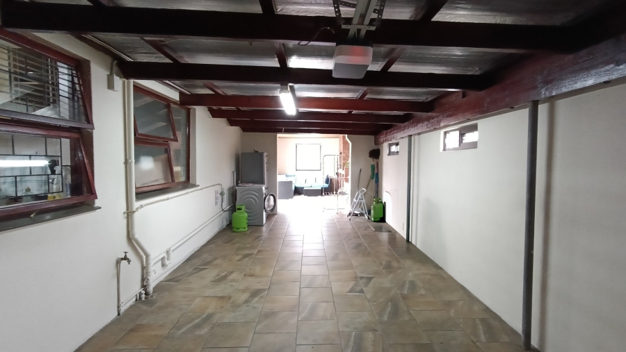 3 Bedroom Property for Sale in Highbury Western Cape